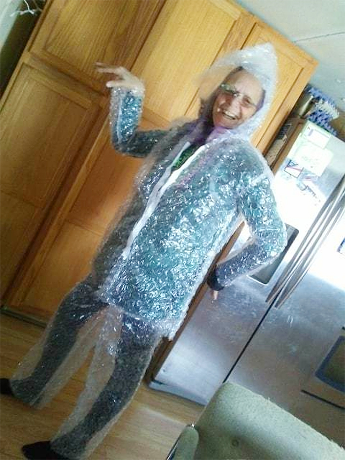 safety bubble wrap suit