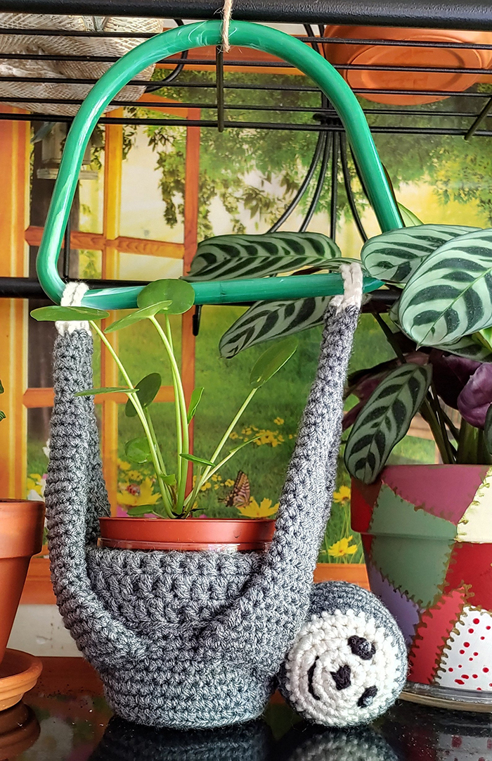 diy crochet hanging sloth plant holder