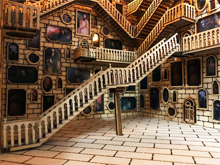 hogwarts-inspired book nook rotating staircase