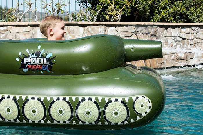 inflatable combat vehicle swimming toy