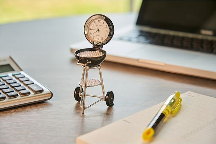 mini bbq grill desk clock