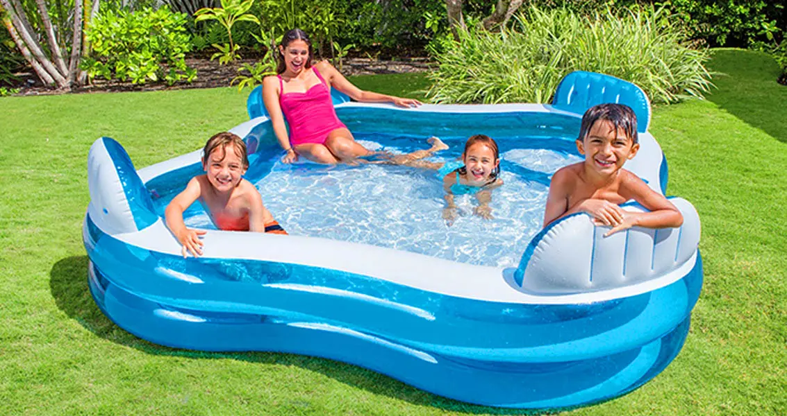 inflatable pool with 4 seats