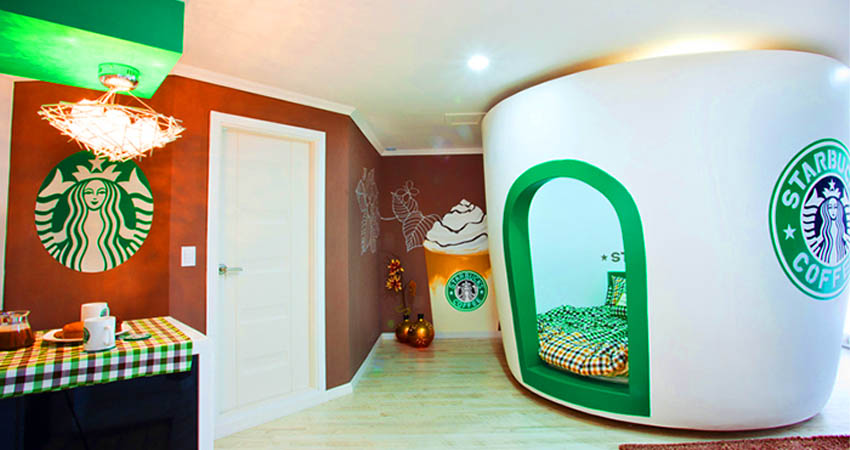Starbucks room