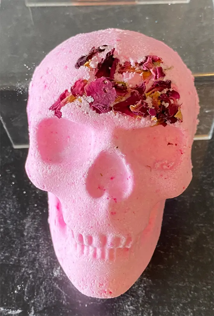 skull bath bomb pink sugar