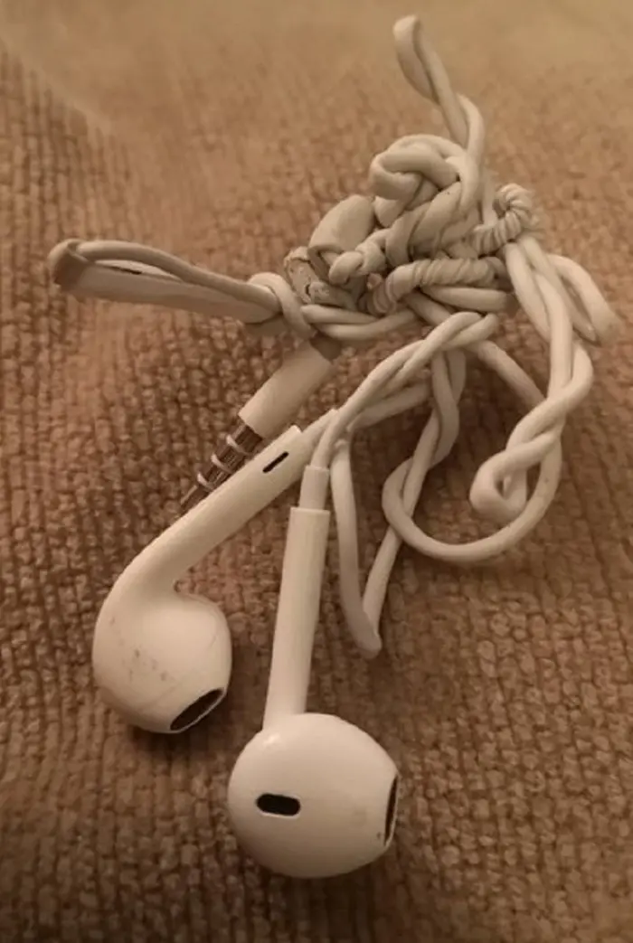 tangled headphones after robot vacuum use