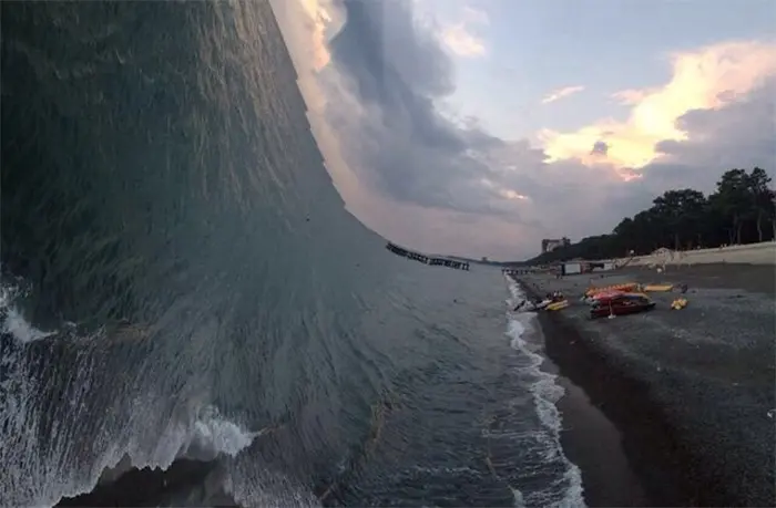 panorama shot giant waves