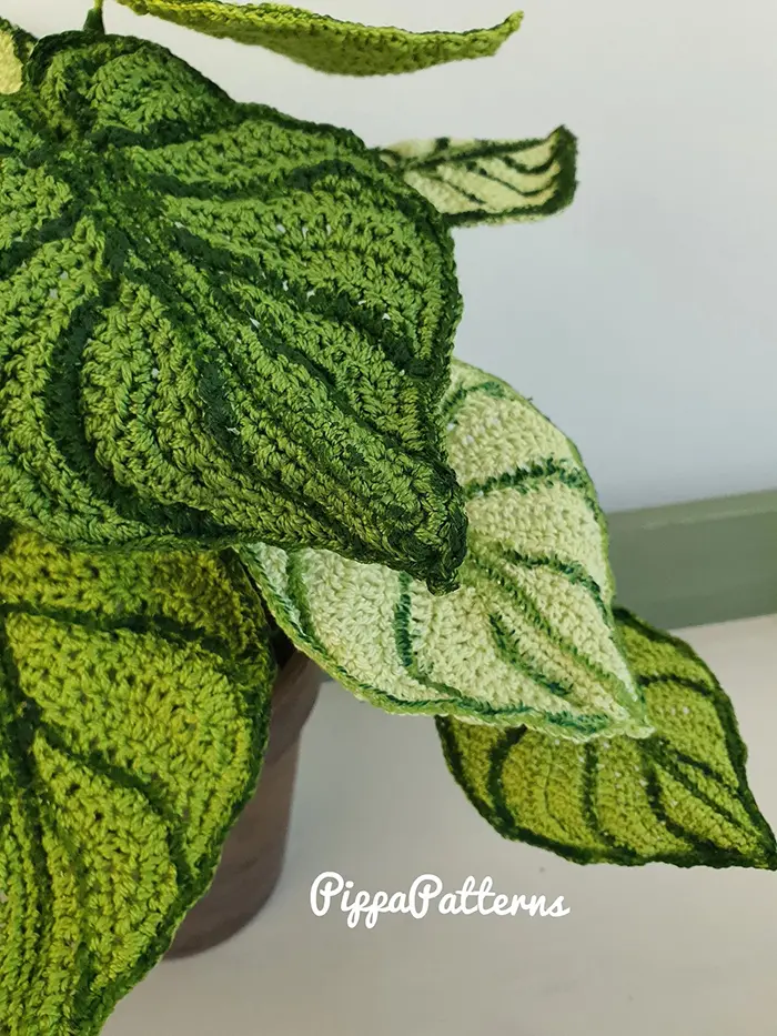 knitted dragon scale leaves