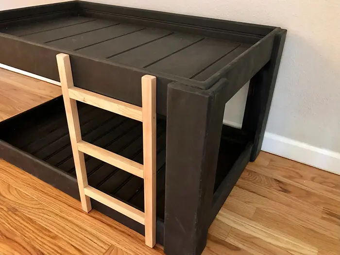 dog bunk bed stair accent